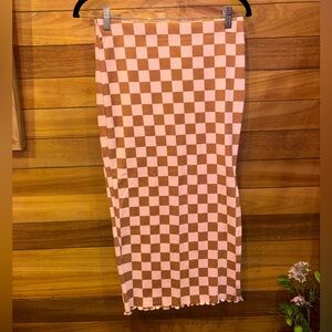 Pink and tan checkered midi skirt